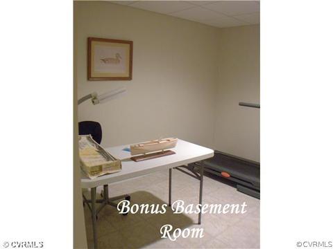 14208 Spring Gate Rd, Midlothian, VA 23112 photo 21