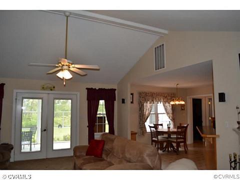 1541 Johns Rd, Carson, VA 23830 photo 4