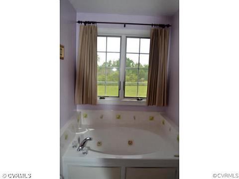 1541 Johns Rd, Carson, VA 23830 photo 14