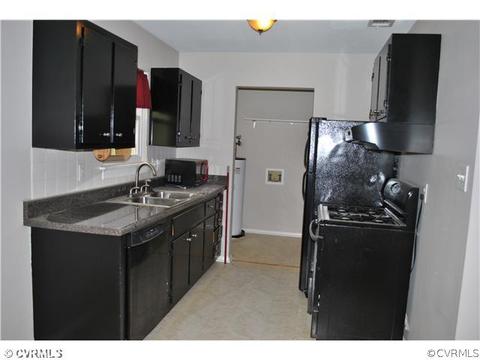 6984 Springhill Rd, Mechanicsville, VA 23116 photo 2