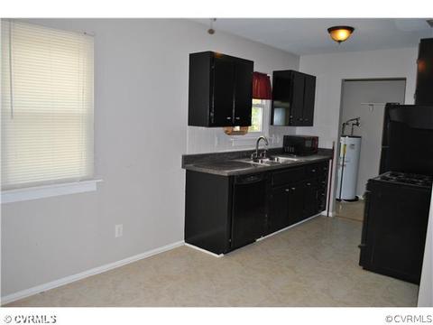 6984 Springhill Rd, Mechanicsville, VA 23116 photo 3