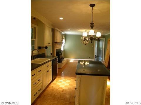 5903 Sutherland Dr, Sutherland, VA 23885 photo 4