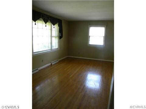 5903 Sutherland Dr, Sutherland, VA 23885 photo 6