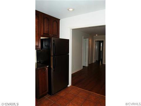 8606 Freestone Ave, Henrico, VA 23229 photo 4