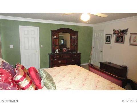 26035 Greentree Ln, Carson, VA 23830 photo 10