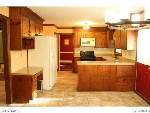 2406 Tanglebrook Rd, Midlothian, VA 23112 photo 6