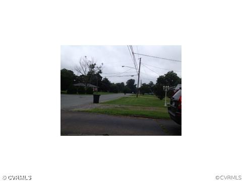 3642 Patsy Ann Dr, Richmond, VA 23234 photo 10