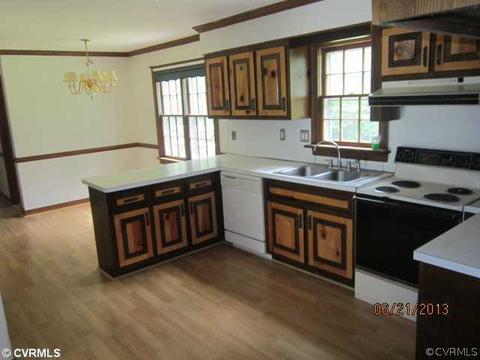 6217 Mockingbird Ln, Midlothian, VA 23112 photo 4