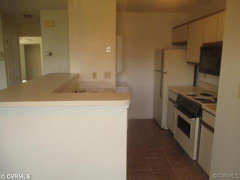 10 Inlandview Dr #A, Hampton, VA 23669 photo 4