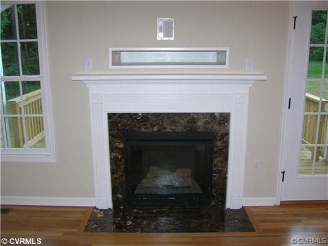 6086 Tara Dr, Sutherland, VA 23885 photo 5