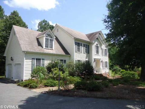 1400 Darrell Dr, Midlothian, VA 23114 photo 1
