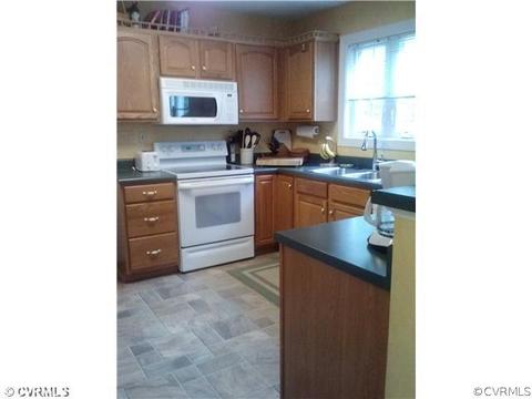 3336 South Ln, Sandy Hook, VA 23153 photo 7