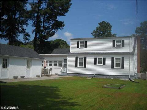 409 Seventh, Blackstone, VA 23824 photo 2