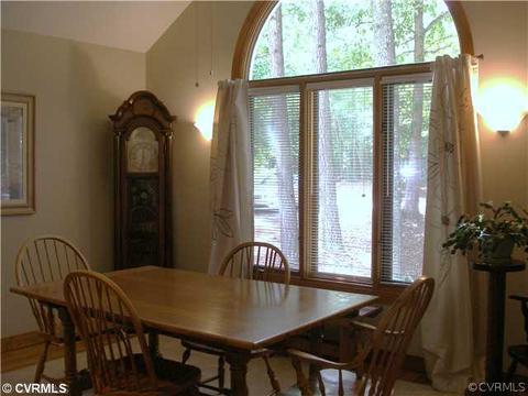 14206 Spring Gate Rd, Midlothian, VA 23112 photo 4