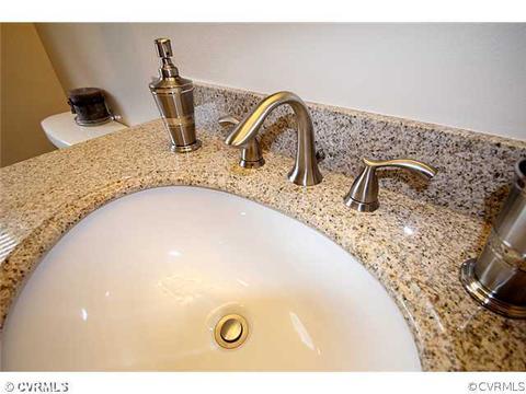 100 E Gray St, Sandston, VA 23150 photo 11