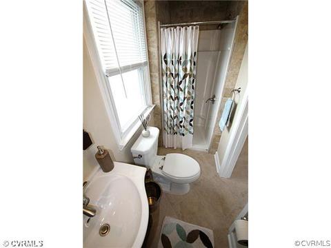 100 E Gray St, Sandston, VA 23150 photo 8