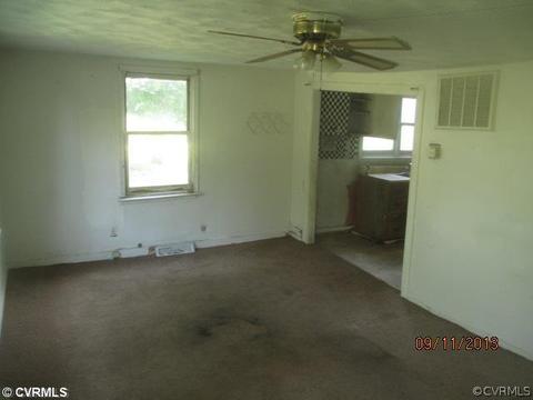 17811 Fox Branch Rd, Carson, VA 23830 photo 3