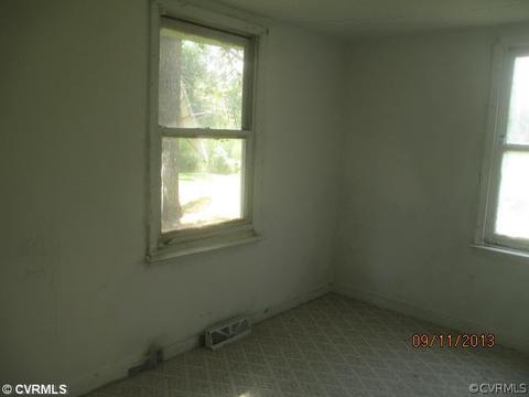 17811 Fox Branch Rd, Carson, VA 23830 photo 6