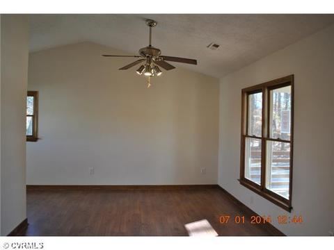 6 River Ct, Aylett, VA 23009 photo 2