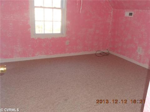 907 Second St, Crewe, VA 23930 photo 6