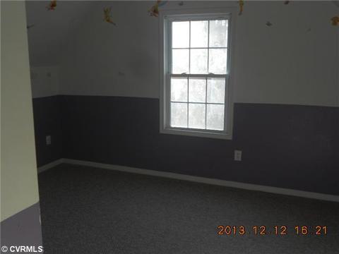 907 Second St, Crewe, VA 23930 photo 7