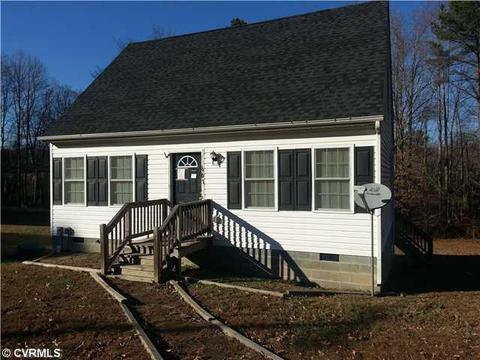 907 Second St, Crewe, VA 23930 photo 1