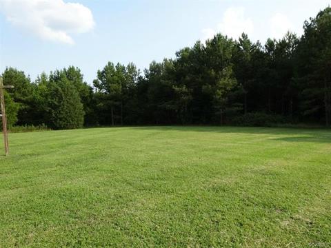 18050 Halifax Rd, Carson, VA 23830 photo 6