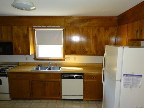 18050 Halifax Rd, Carson, VA 23830 photo 13