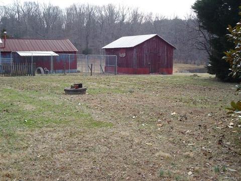 1972 Willow Brook Rd, Bumpass, VA 23024 photo 13