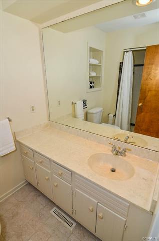 13200 Queensgate Rd, Midlothian, VA 23114 photo 17