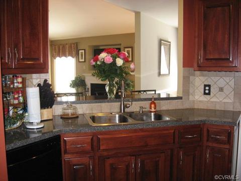 1300 Scotts Ct, Carson, VA 23830 photo 8
