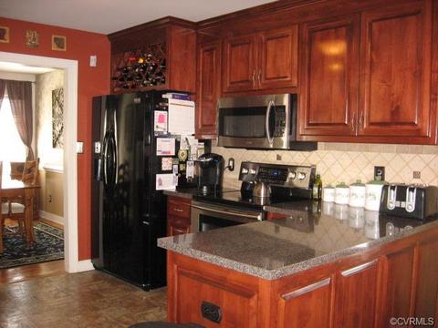 1300 Scotts Ct, Carson, VA 23830 photo 9