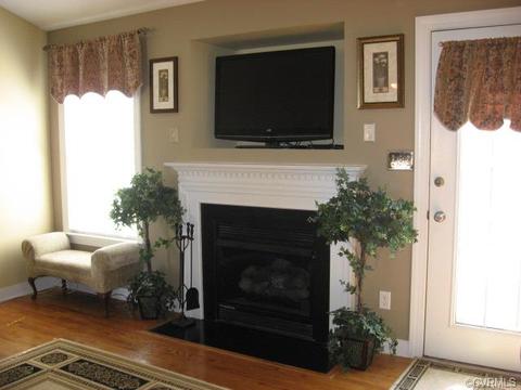1300 Scotts Ct, Carson, VA 23830 photo 5