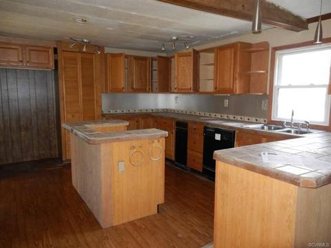 4614 Pine Crest Dr, Gloucester, VA 23061 photo 4