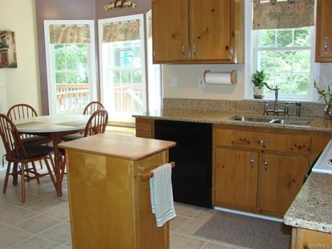 910 Winterbrook Dr, Powhatan, VA 23139 photo 7