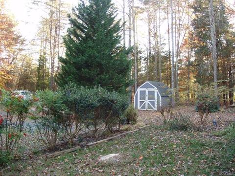 3598 Shepherd Spring Rd, Gum Spring, VA 23065 photo 4