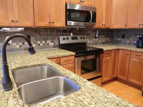 960 Gorham Ct, Midlothian, VA 23114 photo 3