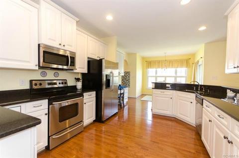 14730 Rolling Spring Dr, Midlothian, VA 23114 photo 5