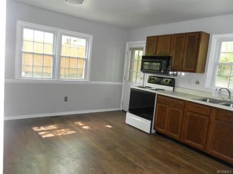 2936 Speeks Dr, Midlothian, VA 23112 photo 6
