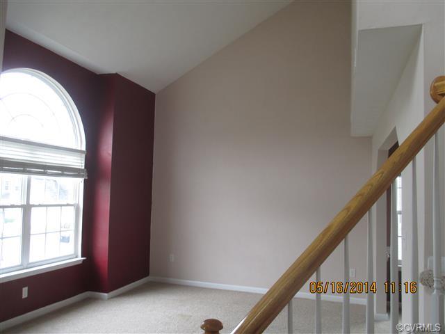 117 Laurens Ln, Colonial Heights, VA 23834 photo 2