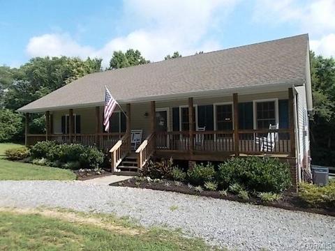 1237 Grapevine Rd, Sandston, VA 23150 photo 2