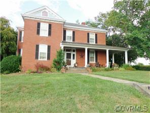209 E Main St, Louisa, VA 23093 photo 1