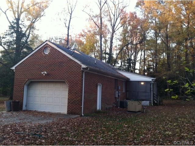 1211 Austin Rd, Chester, VA 23836 photo 1