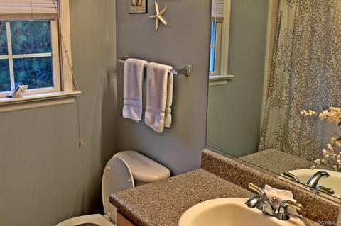 7426 Eagle Point Dr, Quinton, VA 23141 photo 9