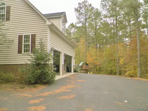 2986 Tranbycroft Way, Sandy Hook, VA 23153 photo 4