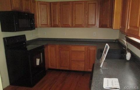8052 Ark Rd, Gloucester, VA 23061 photo 6