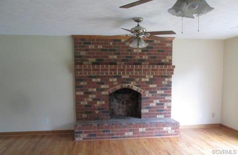 8052 Ark Rd, Gloucester, VA 23061 photo 5