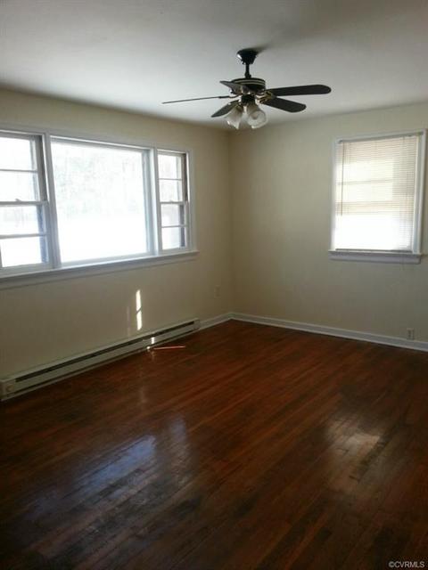 9508 Kerwin Rd, North Chesterfield, VA 23237 photo 4