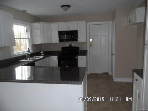 2517 Tanglebrook Rd, Midlothian, VA 23112 photo 5