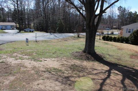 5918 Tara Dr, Sutherland, VA 23885 photo 3